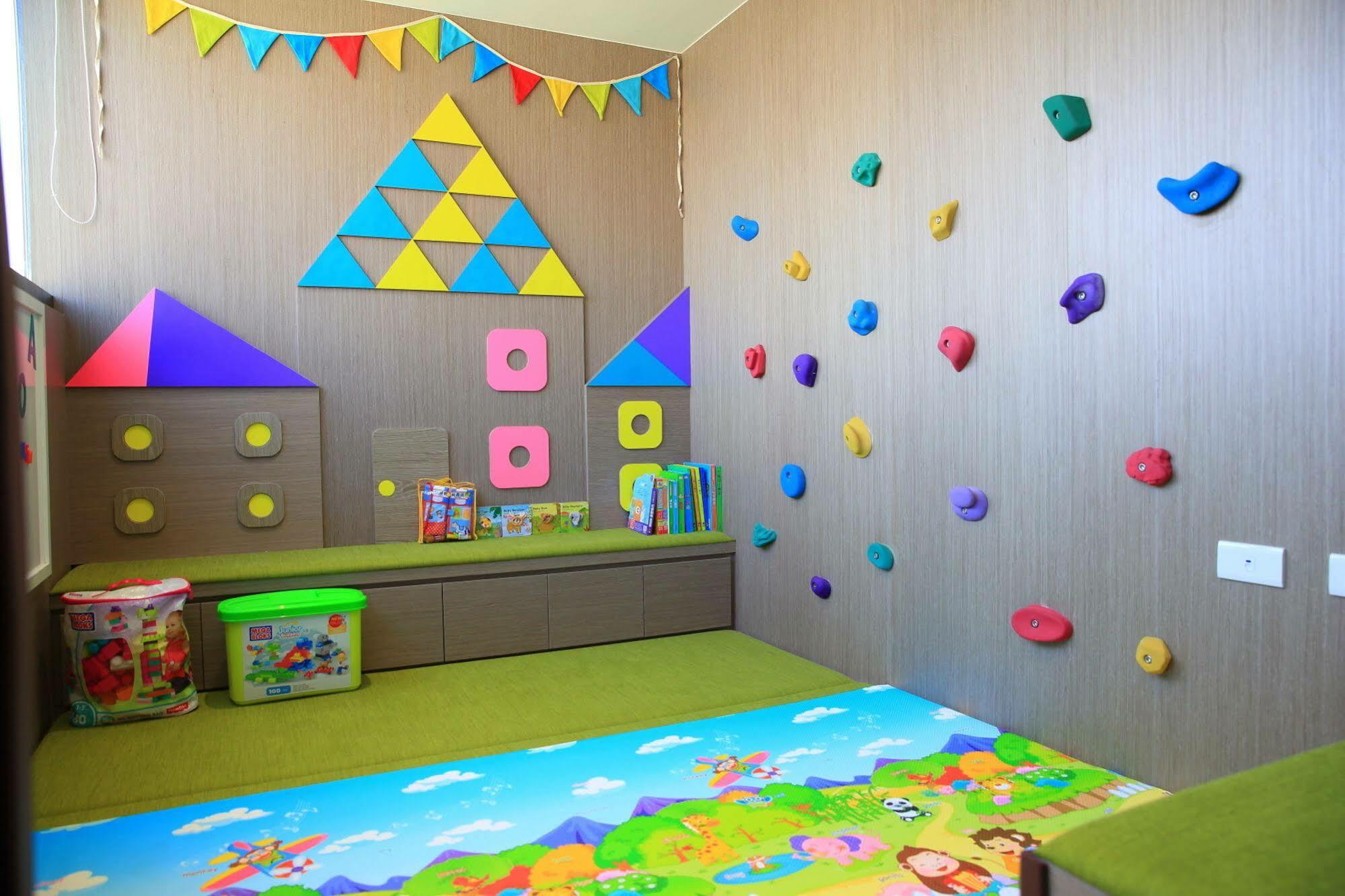 Icasa Hotel - By Cosmos Creation Taichung Luaran gambar