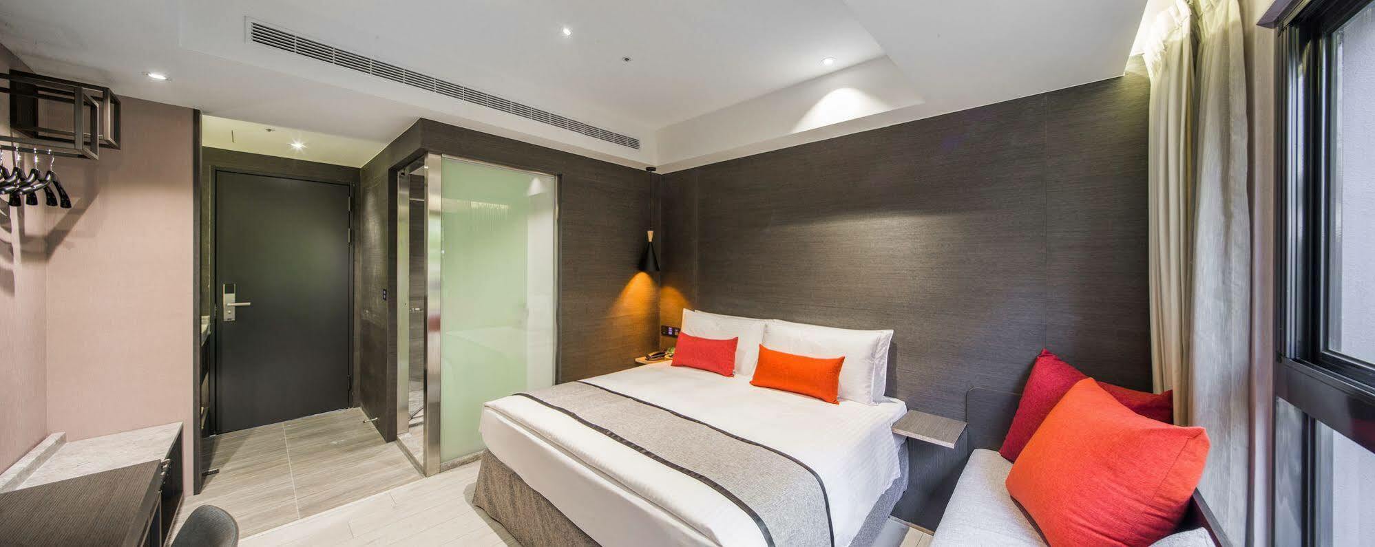 Icasa Hotel - By Cosmos Creation Taichung Luaran gambar